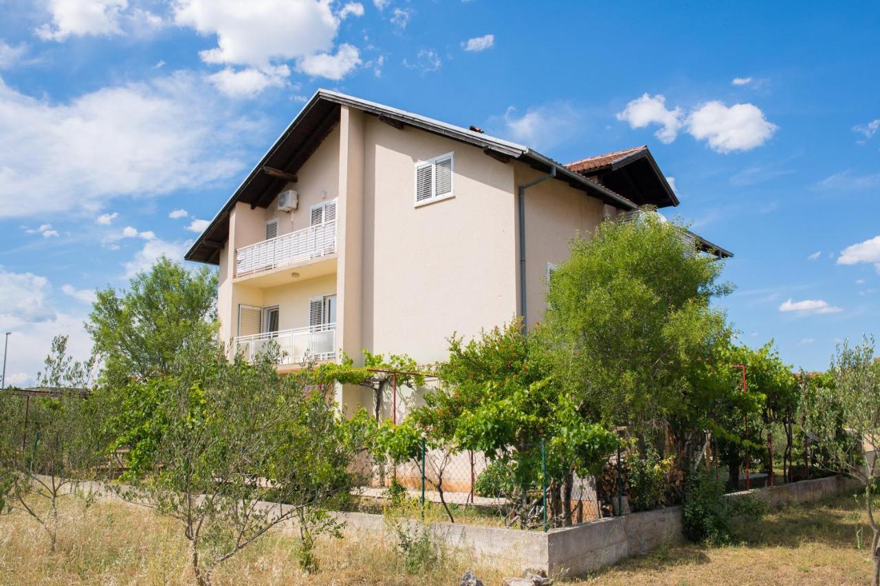 Apartment Dalmatien Raslina Zewnętrze zdjęcie