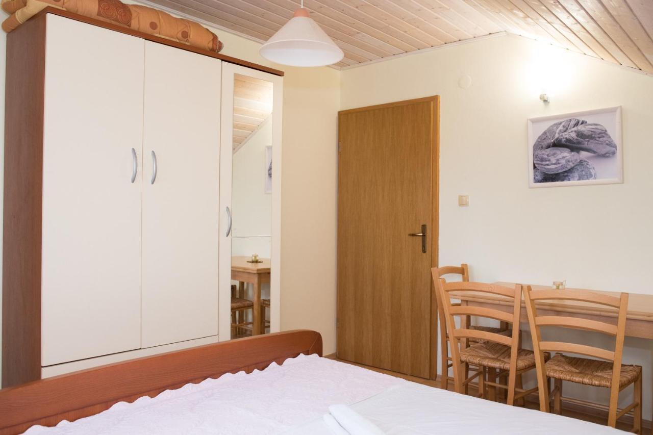 Apartment Dalmatien Raslina Zewnętrze zdjęcie